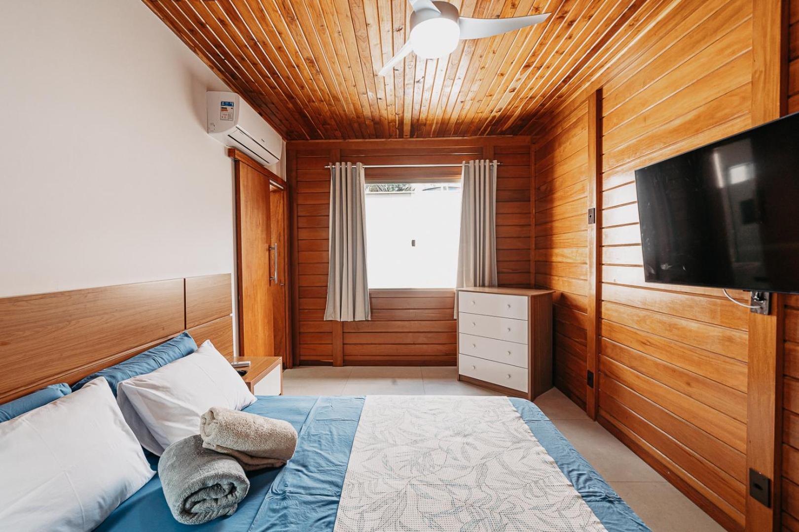 Casadecastelhanos, Quadra Do Mar De Castelhanos, 4 Suites Com Ar, Churrasqueira, Piscina, Hidromassagem, Cozinha Integrada Gourmet Ideal Para Familia E Amigos Аншиета Экстерьер фото