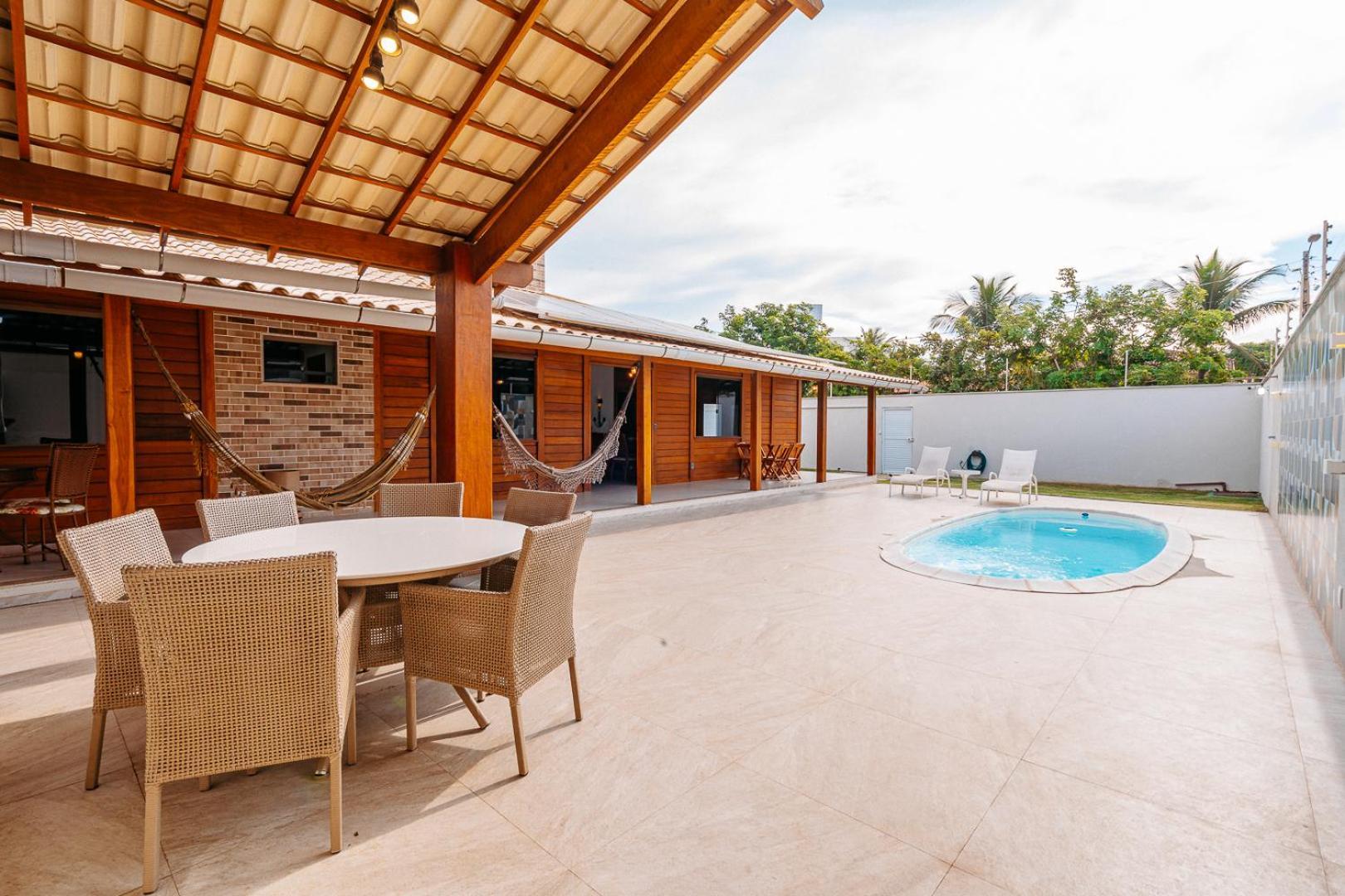 Casadecastelhanos, Quadra Do Mar De Castelhanos, 4 Suites Com Ar, Churrasqueira, Piscina, Hidromassagem, Cozinha Integrada Gourmet Ideal Para Familia E Amigos Аншиета Экстерьер фото