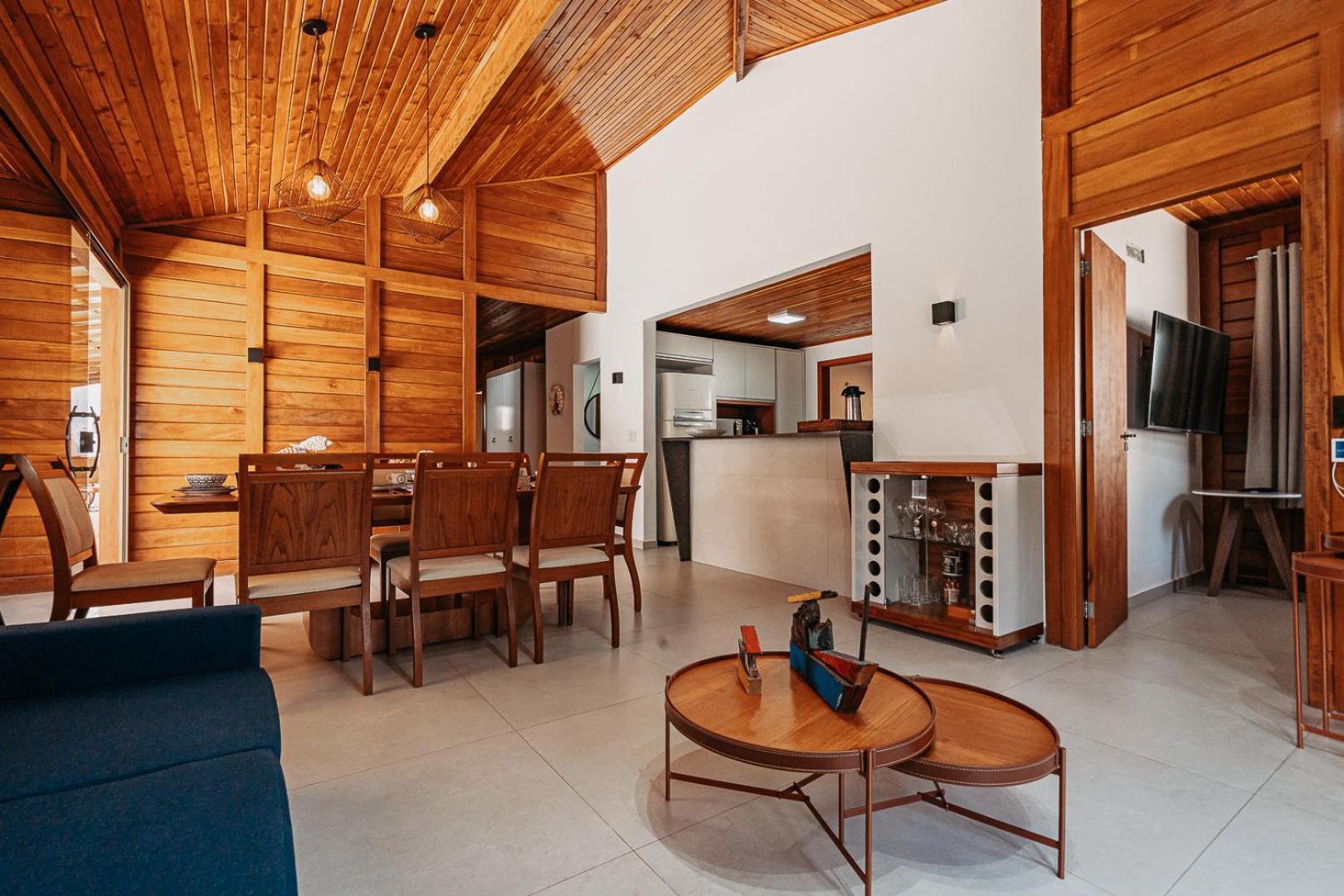 Casadecastelhanos, Quadra Do Mar De Castelhanos, 4 Suites Com Ar, Churrasqueira, Piscina, Hidromassagem, Cozinha Integrada Gourmet Ideal Para Familia E Amigos Аншиета Экстерьер фото