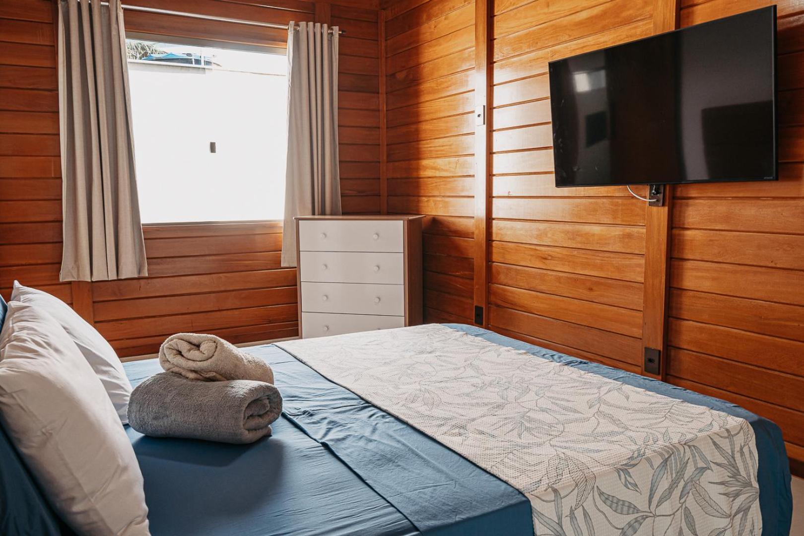 Casadecastelhanos, Quadra Do Mar De Castelhanos, 4 Suites Com Ar, Churrasqueira, Piscina, Hidromassagem, Cozinha Integrada Gourmet Ideal Para Familia E Amigos Аншиета Экстерьер фото